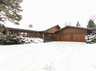 824 4th Ave SE, Cascade, IA 52033