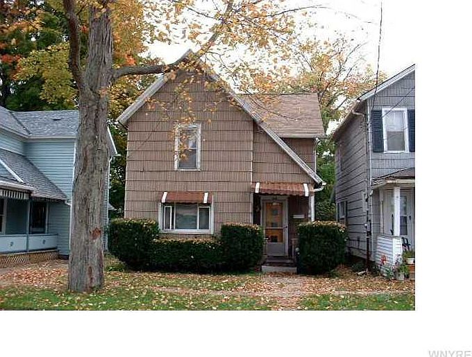 2nd image of 219 N 6th St
