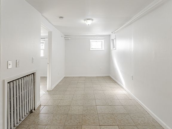 5th image of 2280 Annabelle St APT 5