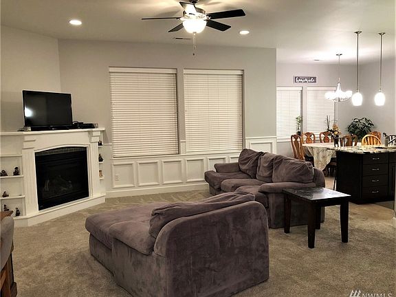 5th image of 1610 E Palos Verdes Ln
