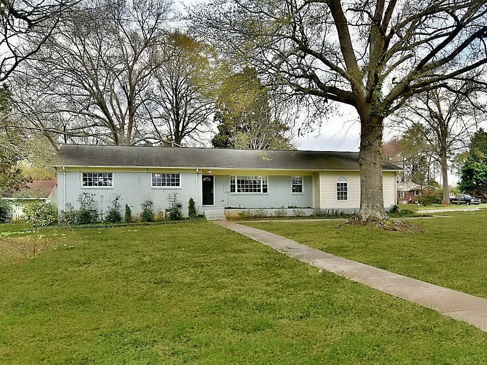1st image of 2006 Lynn Cir #908