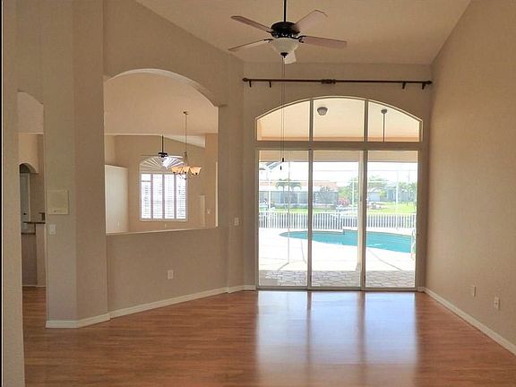 4th image of 331 Portofino Dr