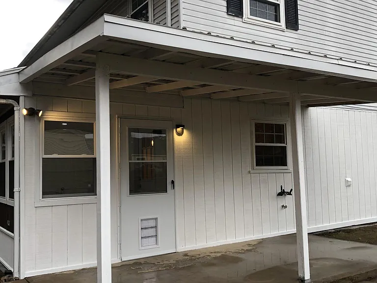 1 Lexington Ct — Photo 32