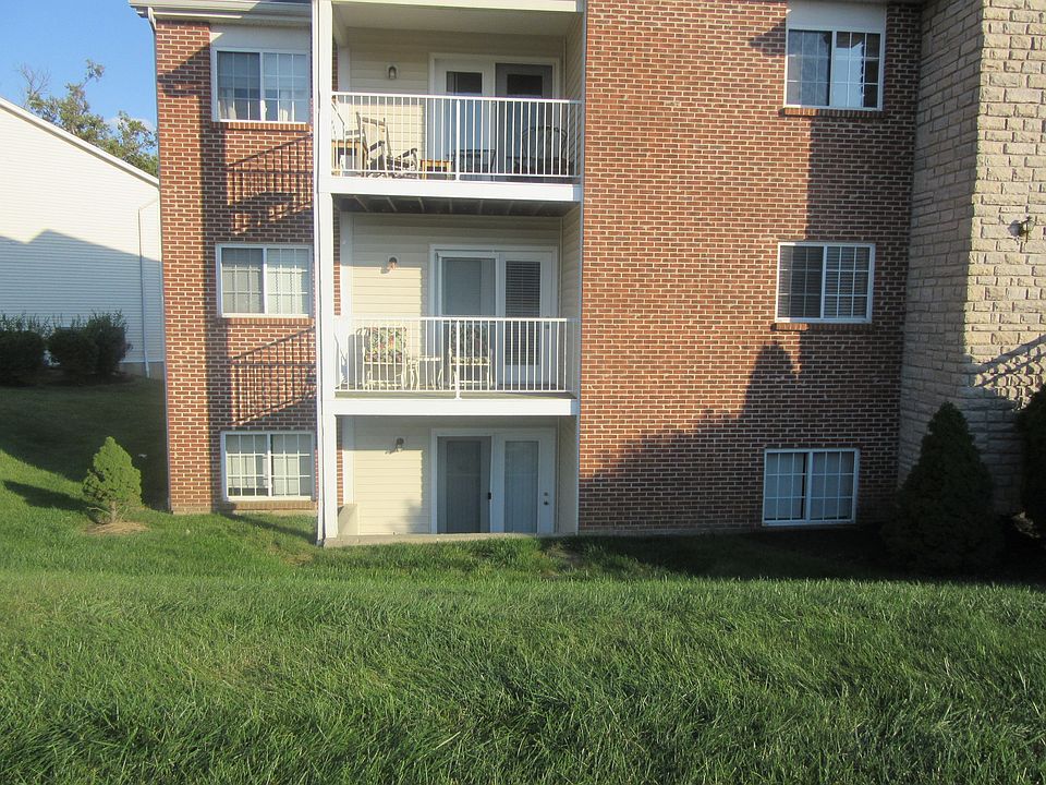 1st image of 10260 Crossbow Ct APT 1