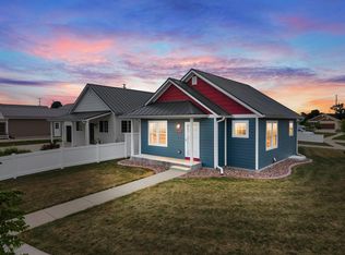 1804 Farm View DRIVE, Grafton, WI 53024