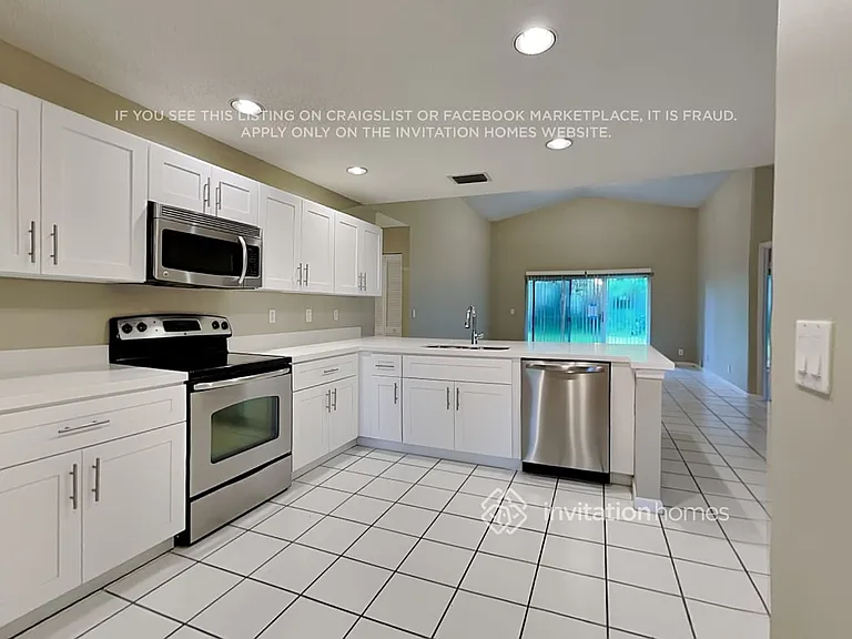 7546 Briar Cliff Cir — Photo 8