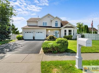 31 Samuel Dr, South River, NJ 08882