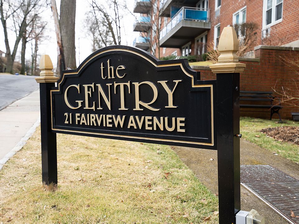 1st image of 21 Fairview Ave APT 216