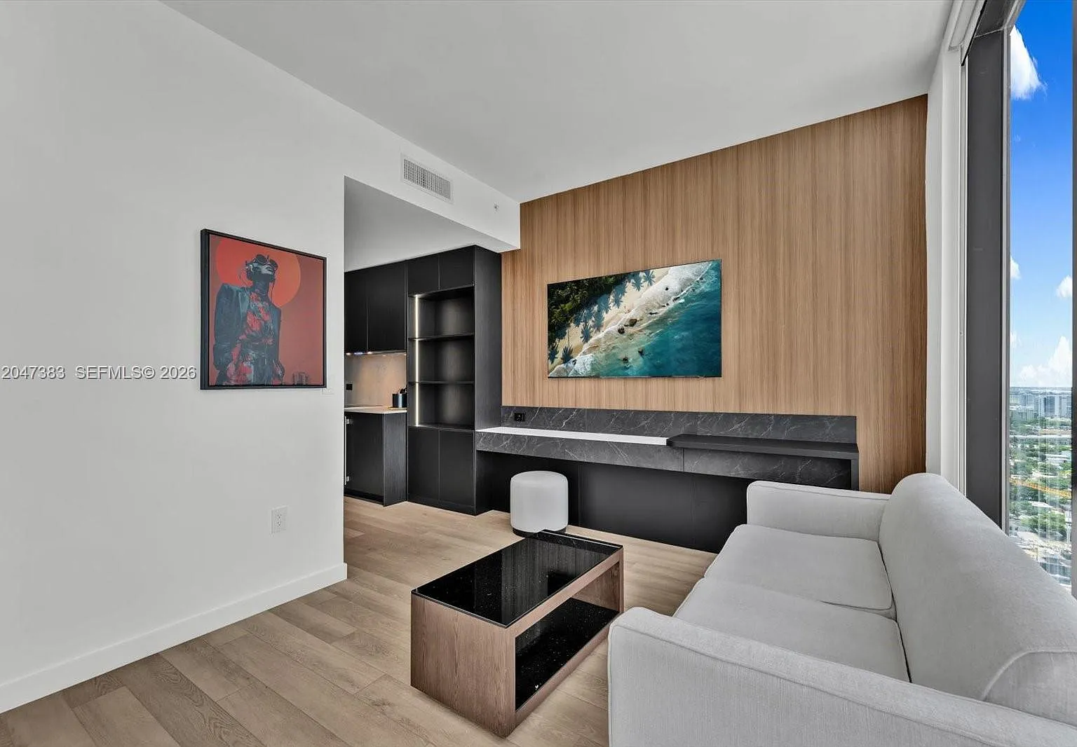 E11even Club Hotel & Resid — Photo 4