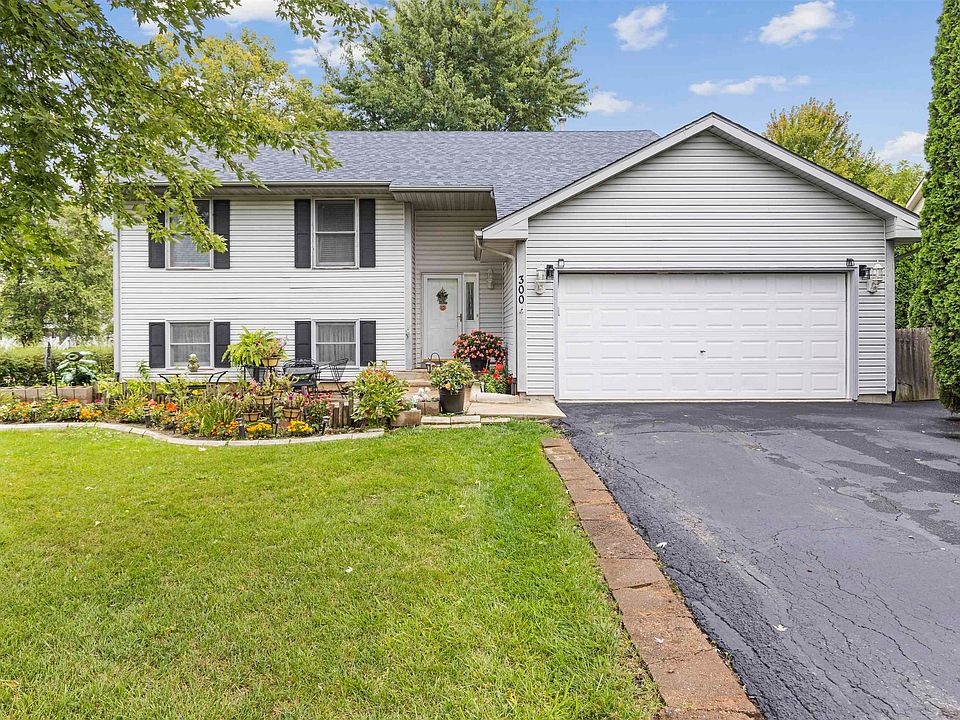 300 Picadilly Dr SE, Poplar Grove, IL 61065 | Zillow