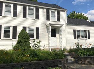 5 Chestnut St, Andover, MA 01810