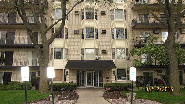 1st image of 5506 N Lincoln Ave #316
