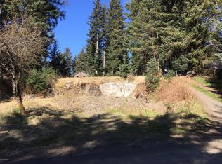 337 Shoreline Dr, Seldovia, AK 99663
