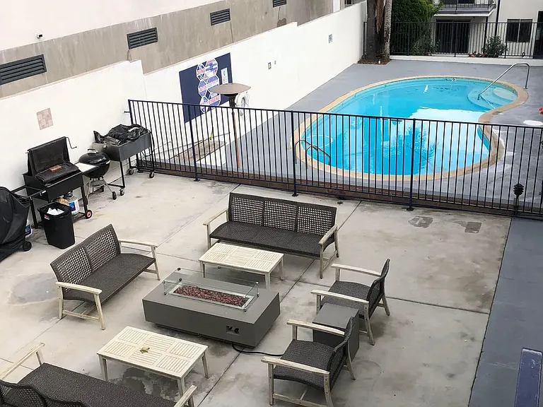 4233 Eagle Rock Blvd #4233.25 — Photo 2