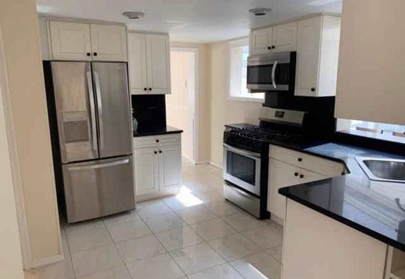 1st image of 408 Craig Ave Floor 1