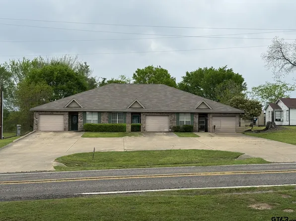809 E McDonald St, Mineola, TX 75773