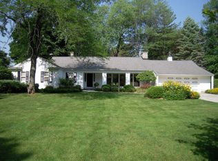 3611 Applewood Rd, Midland, MI 48640