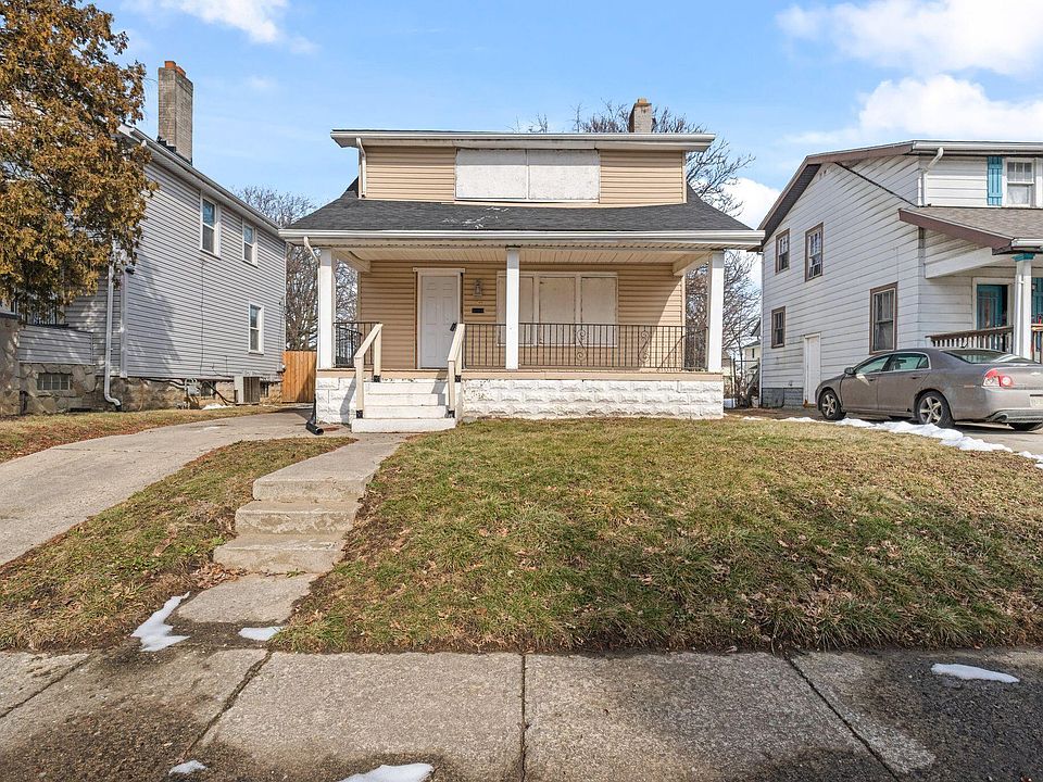 1st image of 1218 22nd Ave
