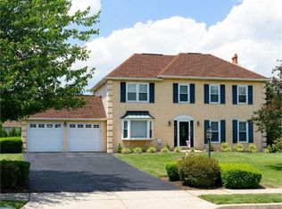 341 Meadowview Dr, Trappe, PA 19426