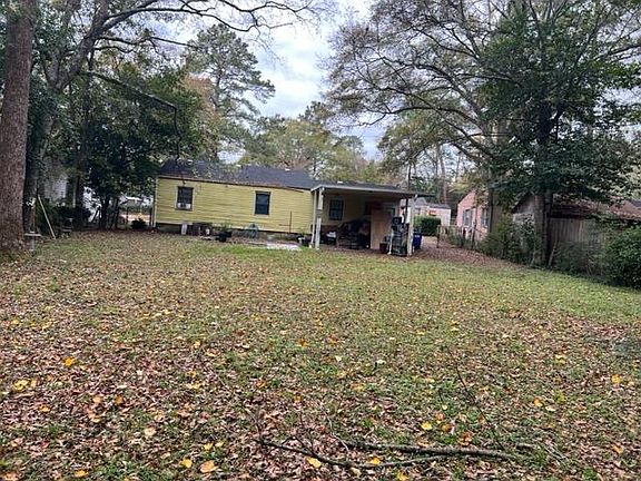 4th image of 3415 McKenzie Dr