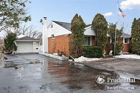 1st image of 7806 Sprucewood Ave