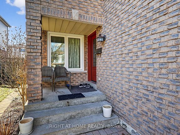 3rd image of 226 Manse Rd