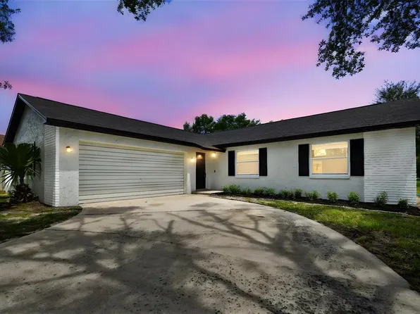 100 Woodfield Ct, Sanford, FL 32773