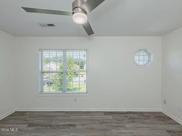 106 Chinkapin Ct — Photo 29
