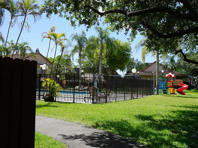 11285 SW 88th St — Photo 19