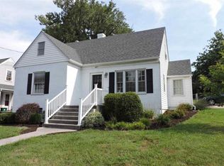 607 Spottswood Rd, Staunton, VA 24401