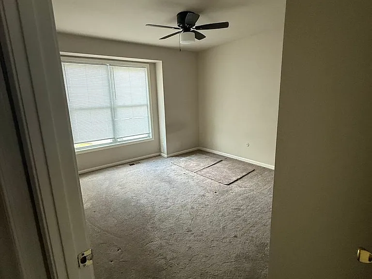 108 Pipers Pl — Photo 16