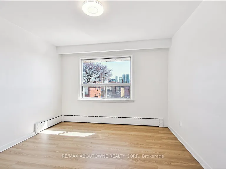 2 Wesley St #5 — Photo 21