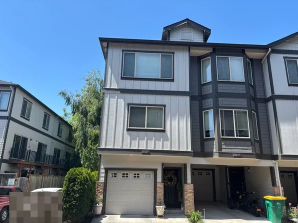 10421 SW Akilean Ter, Tigard, OR 97223