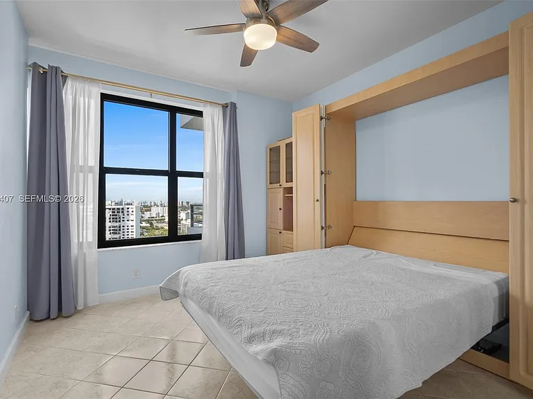 2500 Parkview Dr #2517 — Photo 20