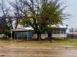 608 W 5th St, Post, TX 79356