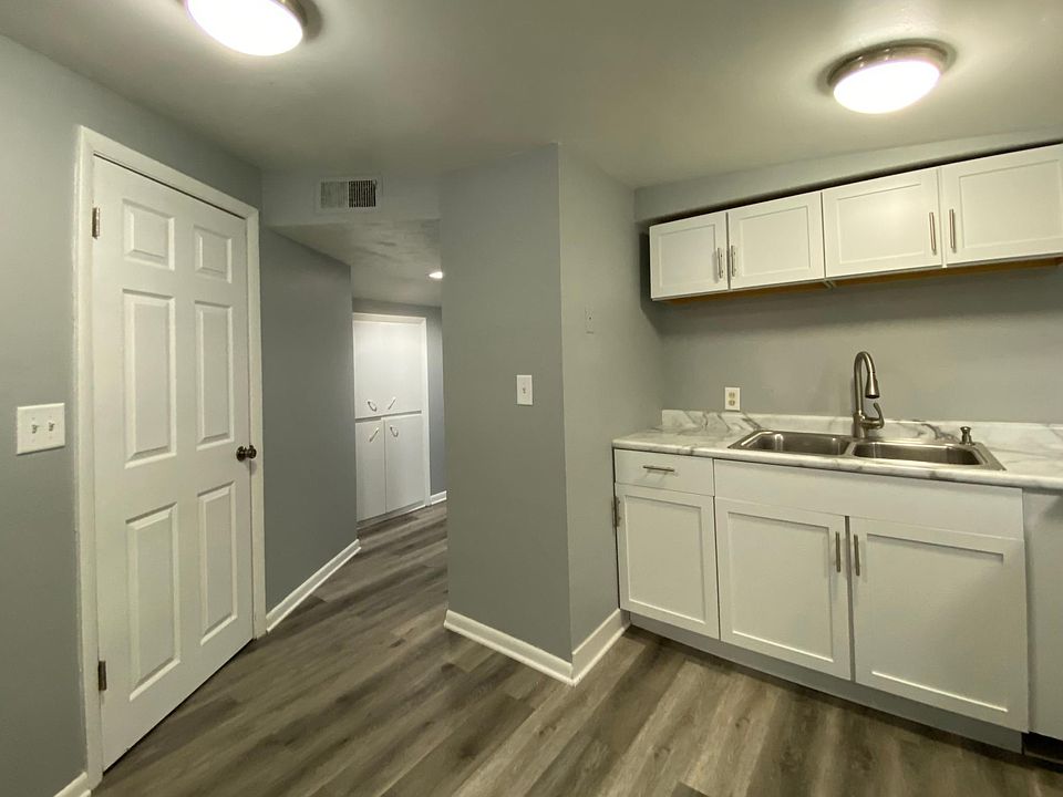 1st image of 1024 N 17th St #5