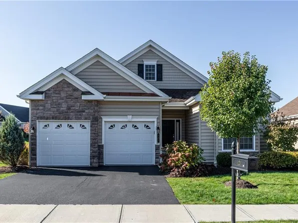 121 Freedom Ln, Sewickley, PA 15143