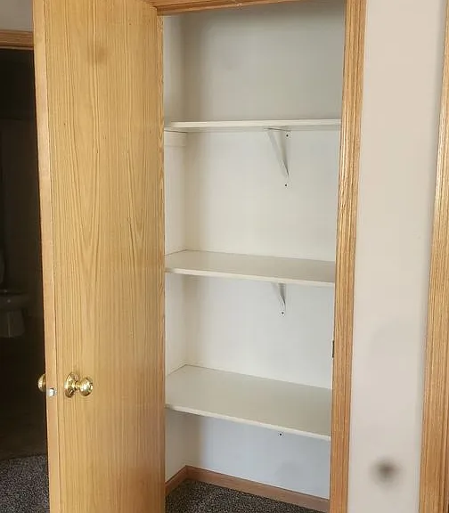 503 Amber Ln — Photo 23
