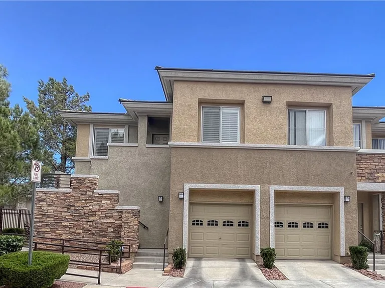 804 Peachy Canyon Cir #201 — Photo 41