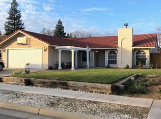 2393 Sierra Ave, Clovis, CA 93611