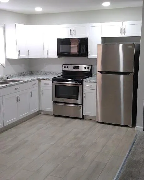 412 Euclid Ave #A — Photo 2