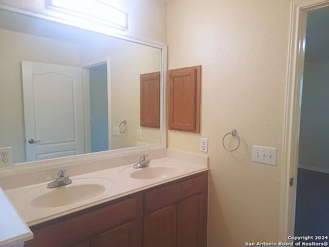 12610 Course View Dr — Photo 12