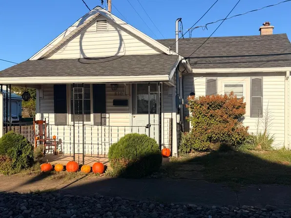 810 Chestnut St, Berwick, PA 18603