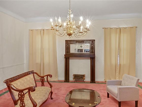 3rd image of 728 Lafayette St