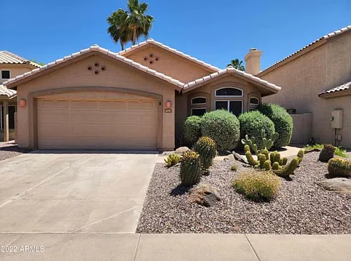 1075 N Saguaro St Photo 1 1075 N Saguaro St Photo 1