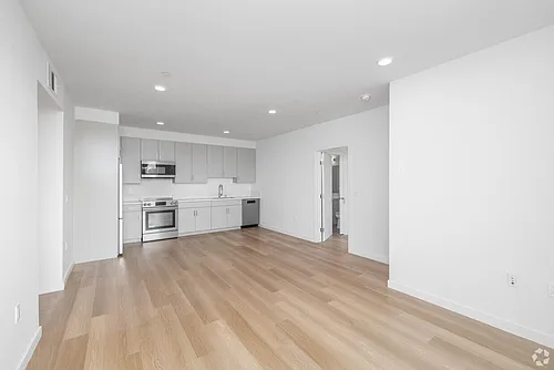 Floor plan 305