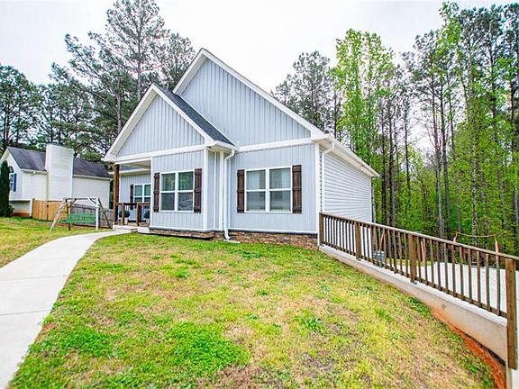 5th image of 133 Pebblebrook Way