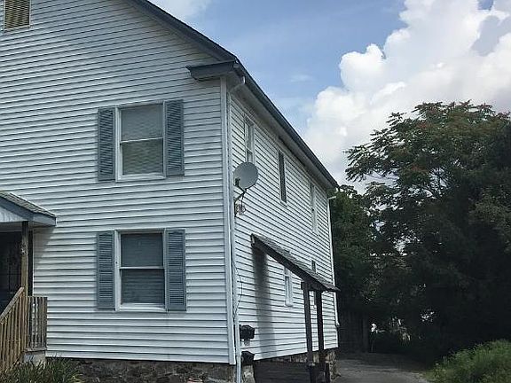 2nd image of 5 Kennedy Ave Unit 3