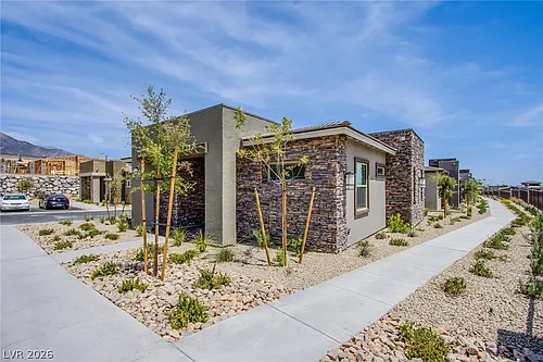 928 Allister Fields Ln Photo 1
