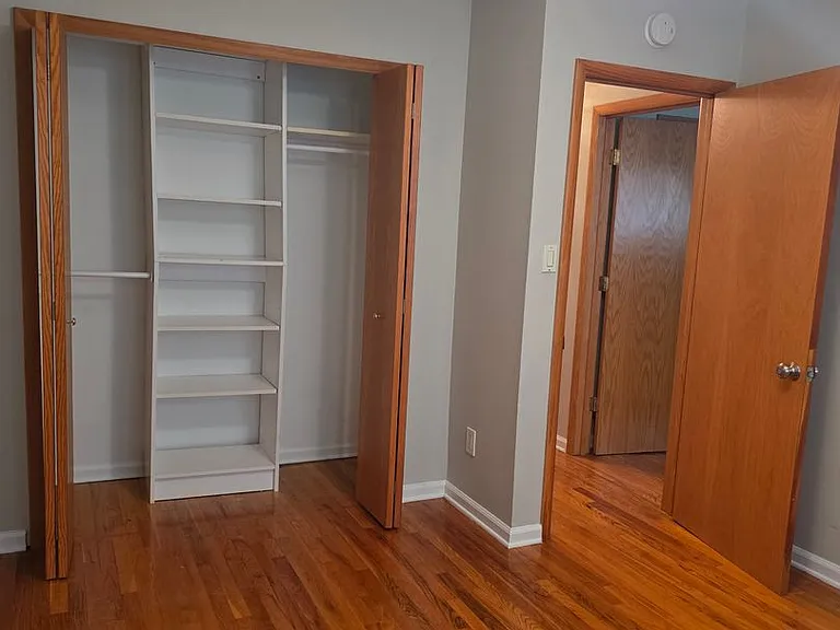 812 Leeds Ln — Photo 29